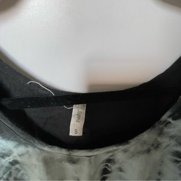 Tie-dye Black Cover Up - Picture 3 of 4